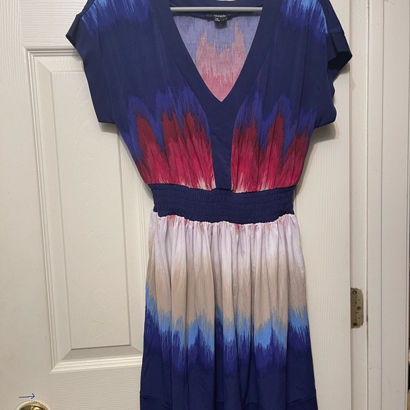 Elegant Multicolor V-Neck Dress - Picture 1 of 3